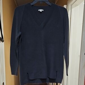 GAP Women's Deep Blue V-Neck Sweater